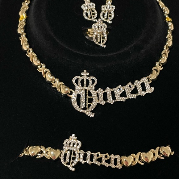 Queen necklace, earrings, bracelet and ring (costume jewelry) gold cz - Picture 4 of 4